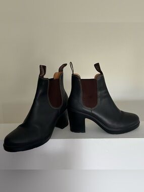 Blundstone Boot Women's Series #2366 High Heel